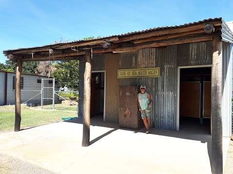 Photo: True Blue Visitor Information Centre